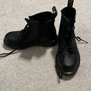Girls Dr. Martens